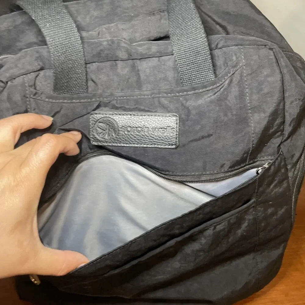 Sarah Wells Breast Pump Bag /Diaper Bag Black Convertible Backpack